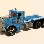 PETERBILT DUMP TRUCK