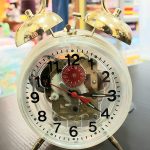 OROLOGIO SVEGLIA ANALOGICO VINTAGE IN PLASTICA