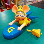 TOPO GIGIO CHE NUOTA (A CORDA)