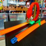 HOT WHEELS - COBRA COIL