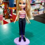 BRATZ - CLOE (outfit BASIC)