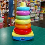 PIRAMIDE OSCILLANTE CON SEI ANELLI