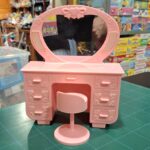 SPECCHIERA CON SEI CASSETTI E LUCE