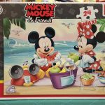 MICKEY MOUSE & FRIENDS - PICNIC AT THE BEACH